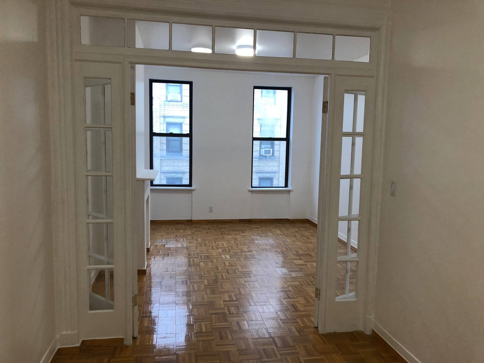 Large and Sunny 1.5 Bedroom Apartment in Greenpoint!