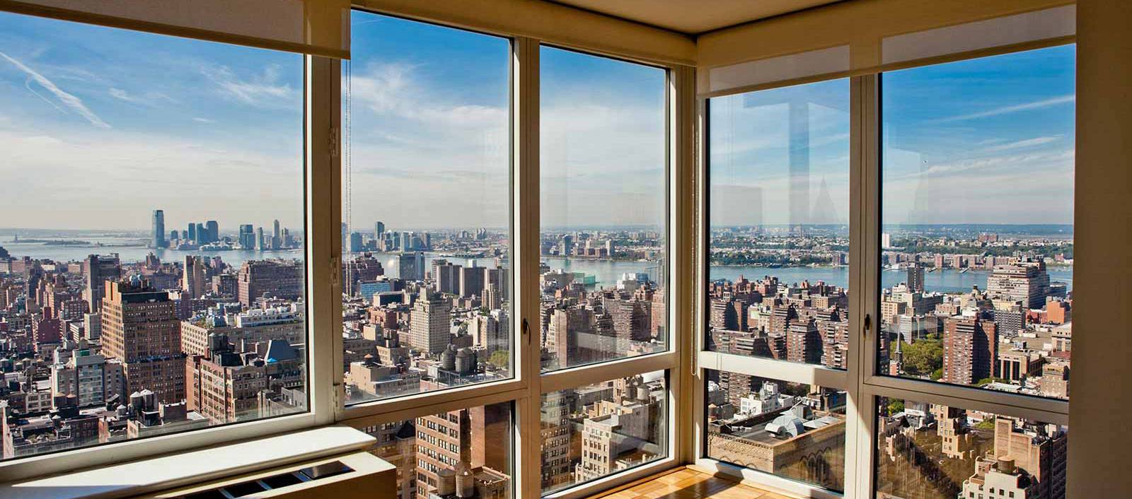 Beautiful Luxurious 2 Bedroom**Floor to Ceiling Windows**Manhattan Views**Chelsea