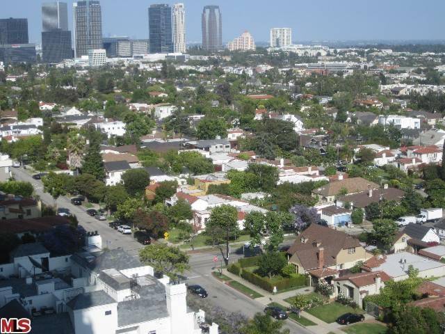 ULTIMATE IN LUXURY IN FULL SERVICE BUILDING - 3 BR Condo Westwood Los Angeles