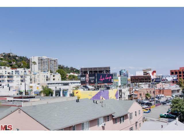 Location - 2 BR Townhouse Sunset Strip Los Angeles