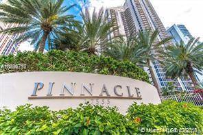 A Breathtaking corner upper penthouse unit in the heart of Sunny Isles