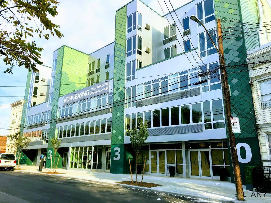Come home to this newly constructed luxury building in the heart of the Bronx's Little Italy.