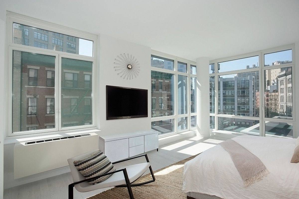 Breath-taking NO FEE 2bed/2bath Rental Unit in Prime Soho. Offering Lots of Closet Space and Natural Light. Washer/Dryer in Unit. Call Agent David for more Information at (646)243-2958.