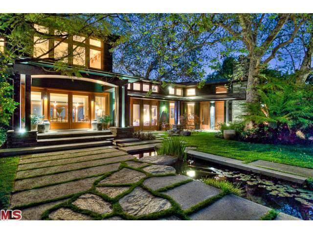 Unique & magnificent estate once owned by famed violinist Jascha Heifetz & later by actor James Woods