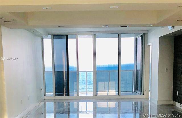 Amazing 3 bedroom unit in Sunny isles completely remodeled with gorgeous materials in an upscale building totally upgraded and renovated