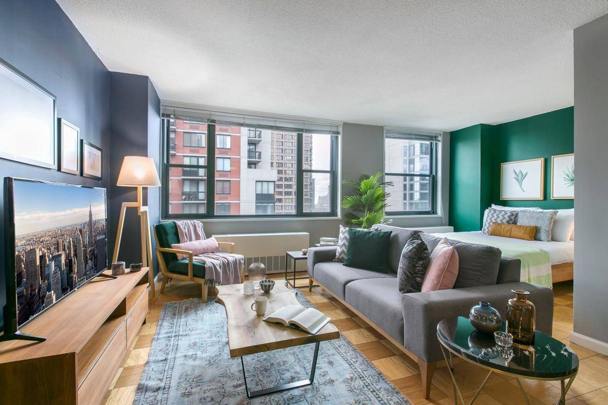 Furnished No Fee Studio Rental In Murray Hill! No Fee! Washer/Dryer in Unit. Call Agent David to Schedule a Private Viewing at (646) 243-2958.