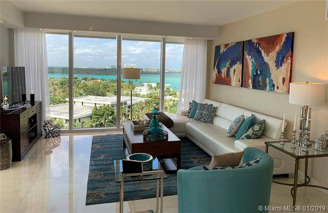 Turn key and completely remodeled apartment that offers incredible ocean