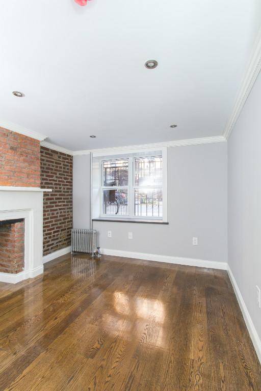 East Village: 4 Bedroom with Washer/Dryer & Outdoor Space