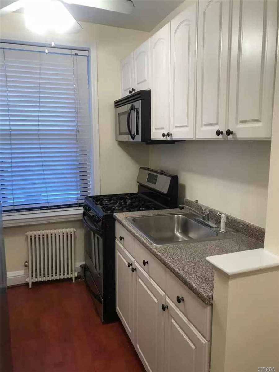 1 Bedroom Condo With Basement Space.
