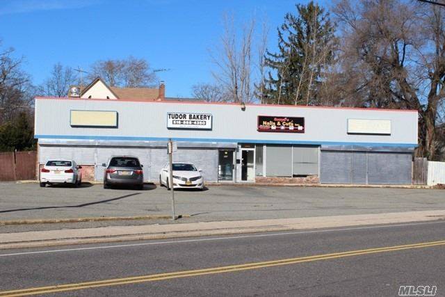 Nice 4 Unit Shopping Center With Ample Parking, All Units Approximately 750 Square Foot.