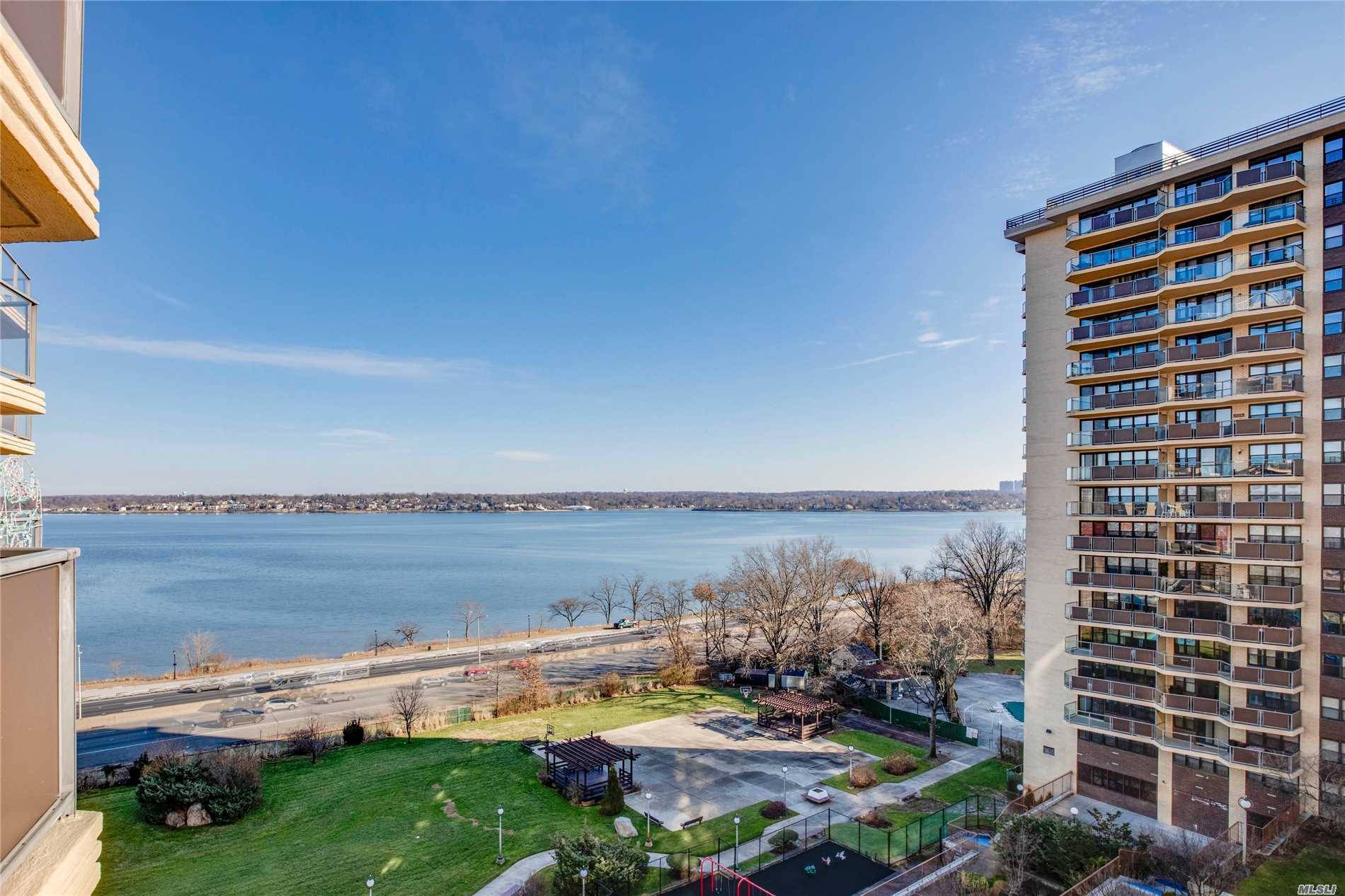 Bayside One Bedroom Co Op In The Desirable Dog Friendly Americana At The Towers Of Waters Edge.