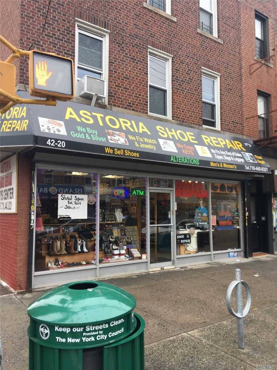 Prime Location ! 500 Sq Ft Space For Rent On Broadway In The Heart Of Astoria 2 Blocks Away From Steinway St.