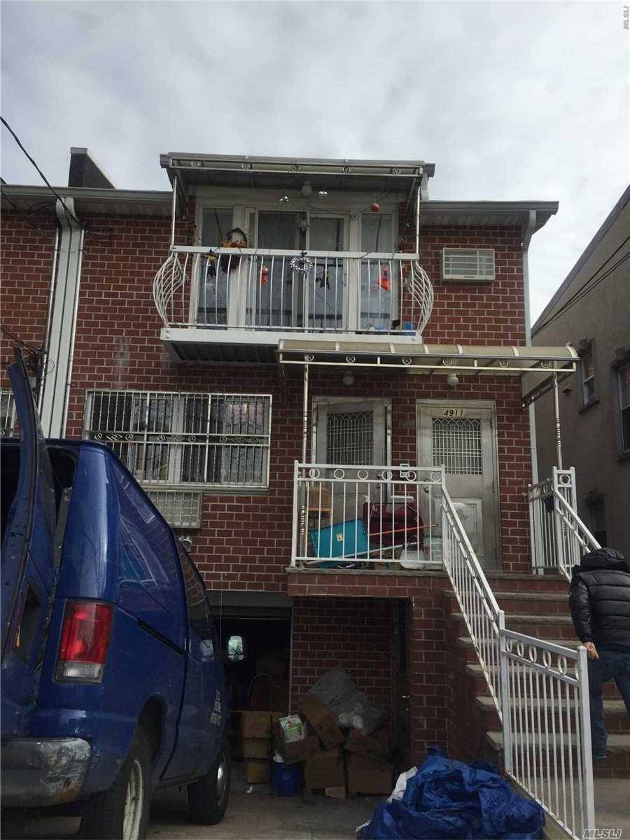 67th 3 BR House Woodside LIC / Queens