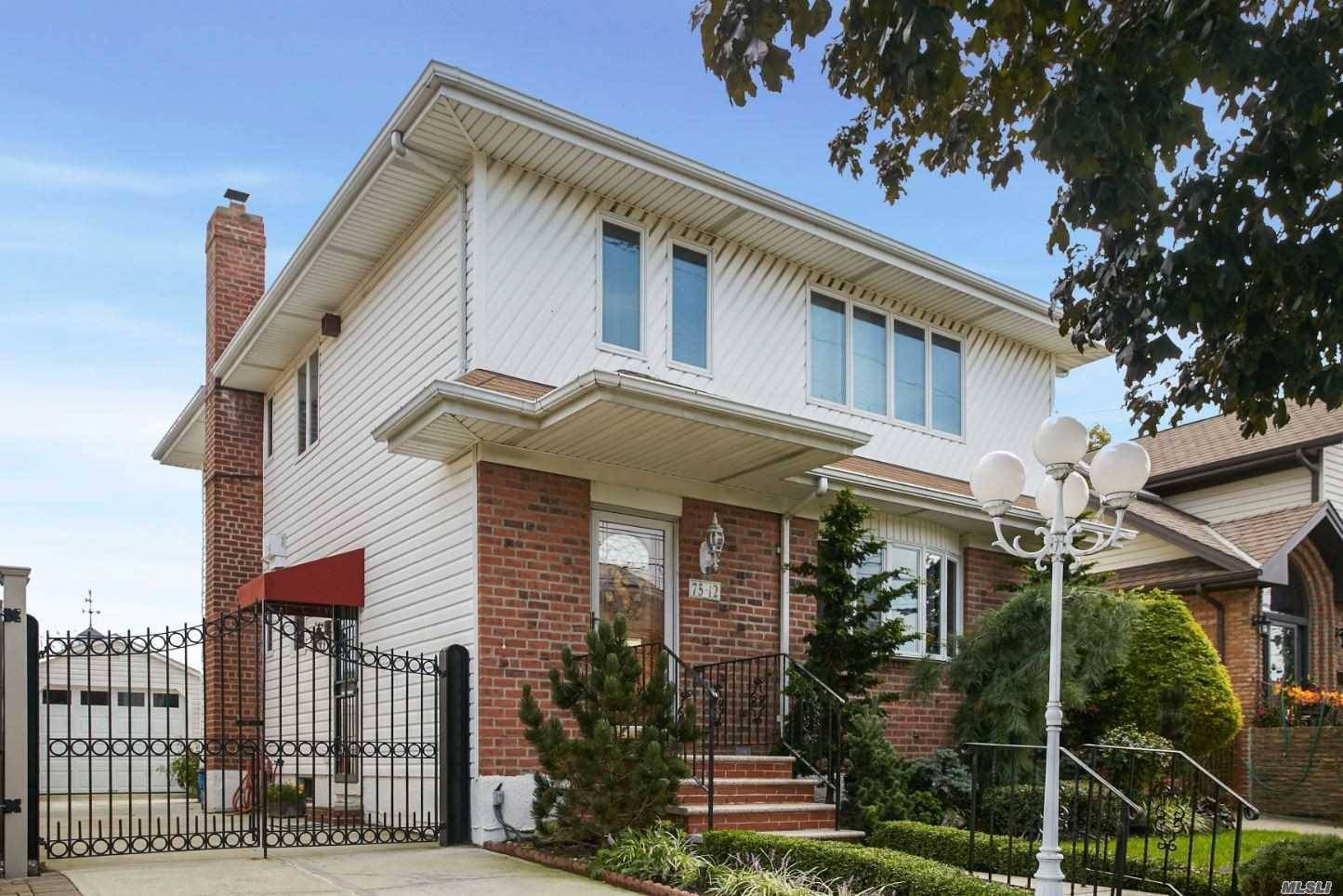 Beautiful 1 Family Detached Home On An Oversized Lot 40X95 In The Heart Of Midle Village Located On A Desirable Block Penelope Ave.