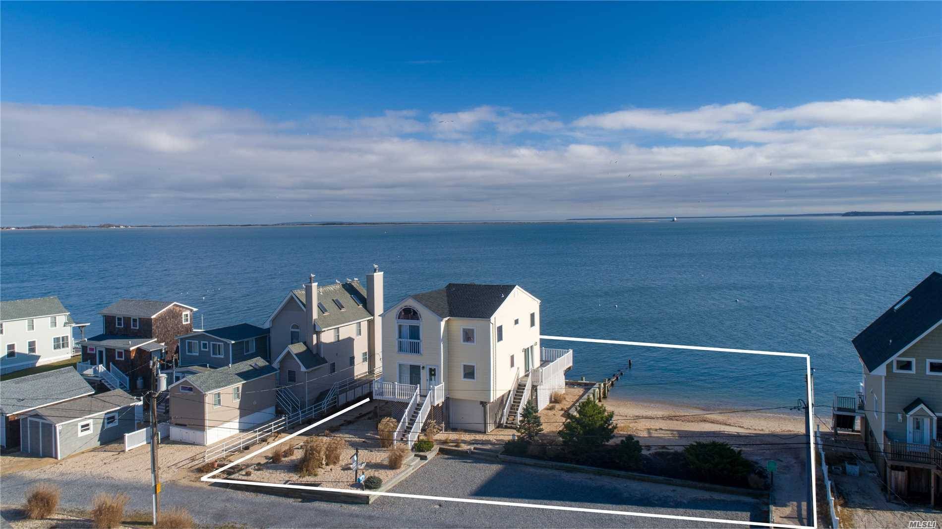 Dazzling Bayfront setting with breathtaking panoramic views of Bay.