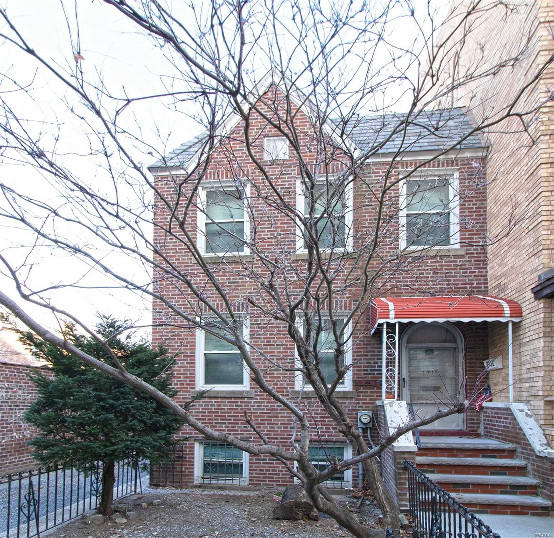 Just Listed Astoria Park Single Family Home With 2 Car Garage.