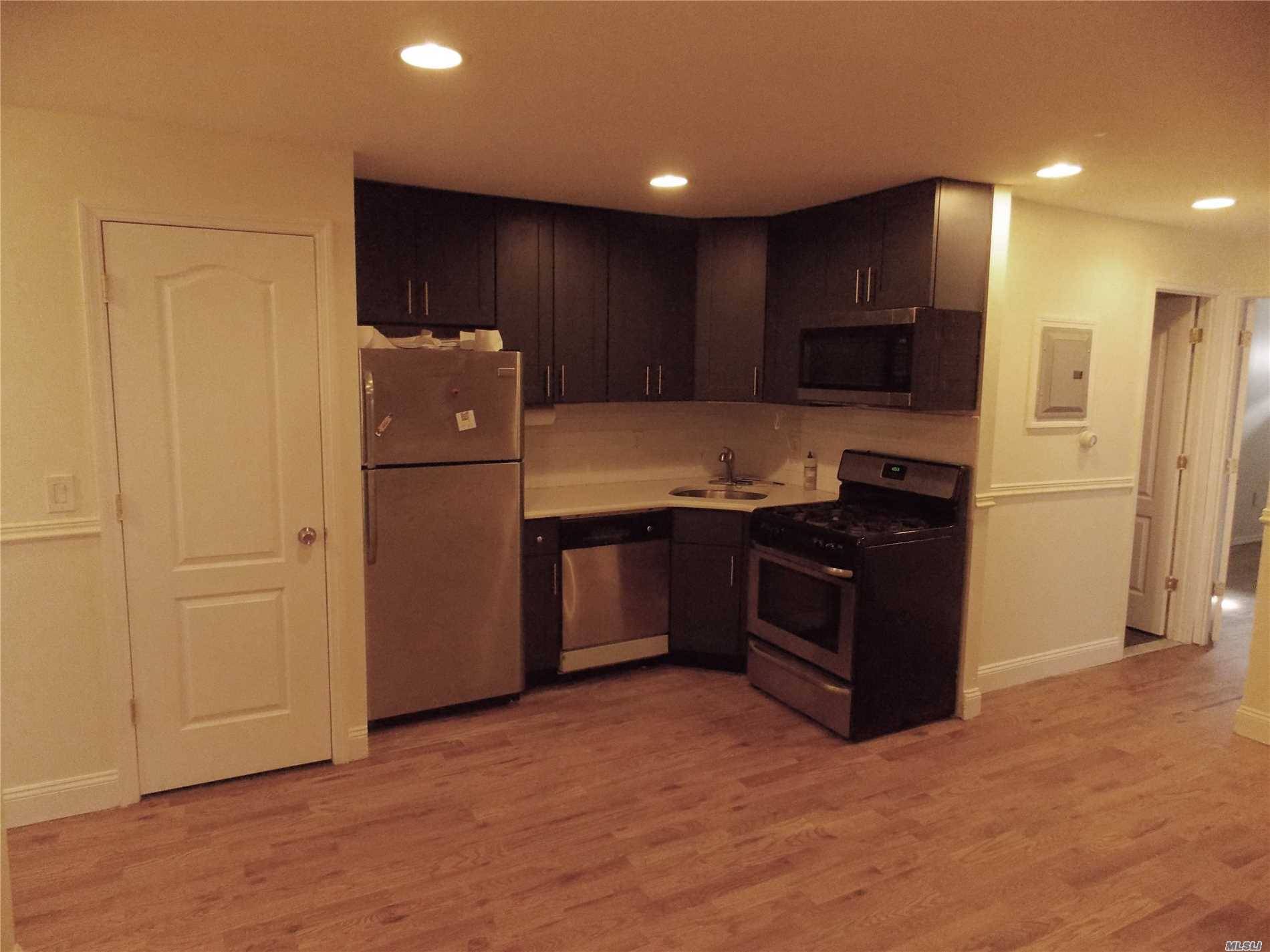 Renovated 3 Bedrooms 1 Full Bath With Fully Finished Basement.
