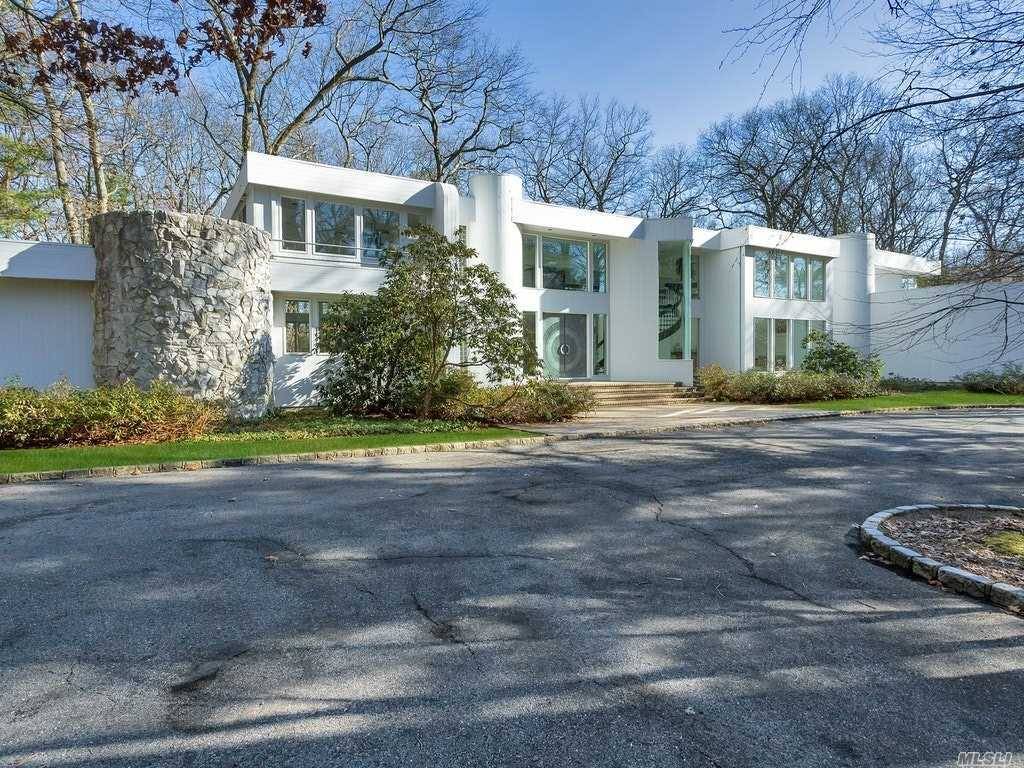 Chestnut Hill Estates, Contemporary Custom Built And Designed By Noted Architect Gary Gallagher, 5 Flat Acres, Master Suite On The Main Floor, High Ceilings, Walls Of Windows, Private Gunite In ...