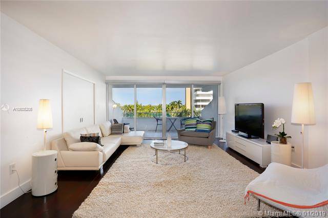 Absolutely stunning 2 BR 2 BA unit at The Commodore Club South