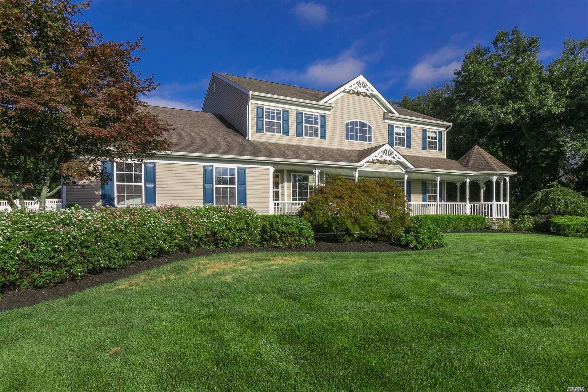 Desirable East Moriches Schools Choice Of Westhampton-Eastport South Manor Or Center Moriches!