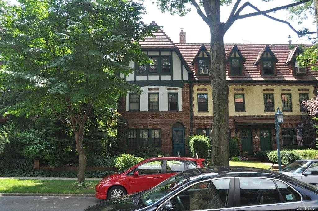 Lovely Two Bedroom In Upper Level Of Two Family House In Forest Hills Gardens.