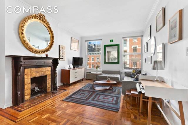 Renovated pre war one bedroom in Chelsea Your new home awaits on this charming, tree lined street.