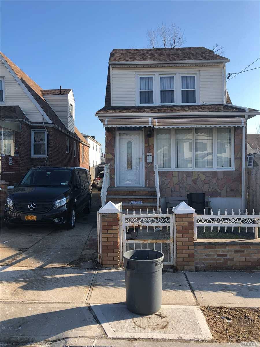 196 St 4 BR House Jamaica LIC / Queens