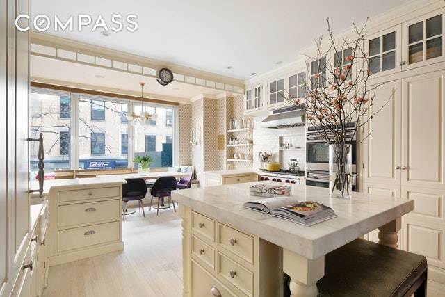 This beautifully renovated, turn key, full floor home makes for perfect Chelsea loft living.