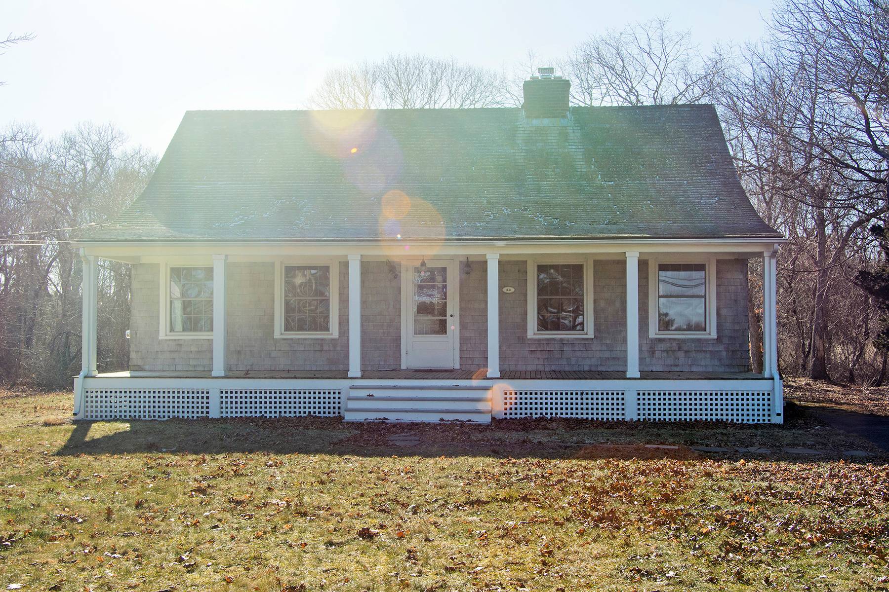 ENDLESS POSSIBILITIES FOR EAST QUOGUE WITH FARM VIEW