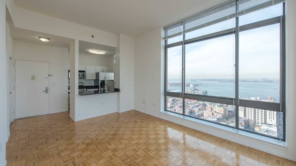 Brooklyn Height's Finest Luxe 1 Bedroom 1 Bath Unobstructed Views Fantastic Finishes