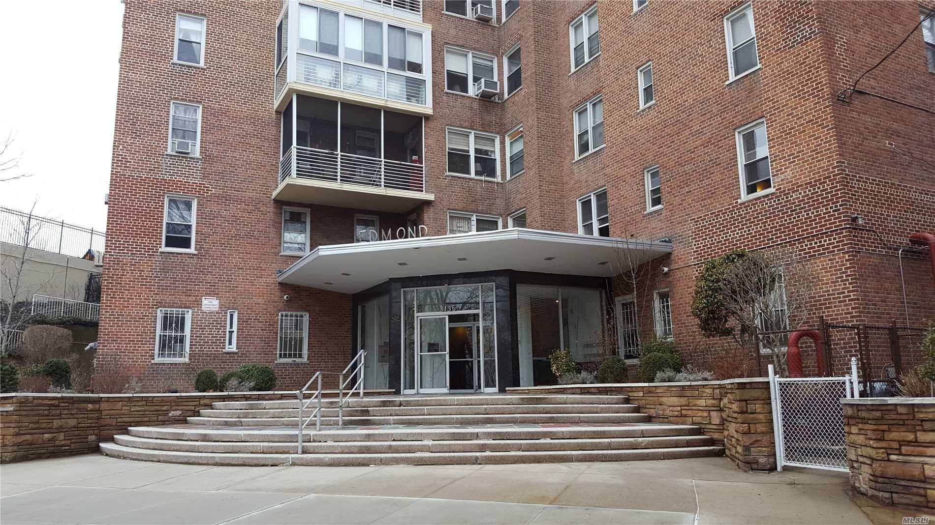Co Op In Spuyten Duyvil, Bronx With 24 Hours Doorman, Free Swimming Pool, Balcony With View Of Ewen Park, Laundry Room, Gym Fee Walking Distance To Subway 1, Buses Bx ...