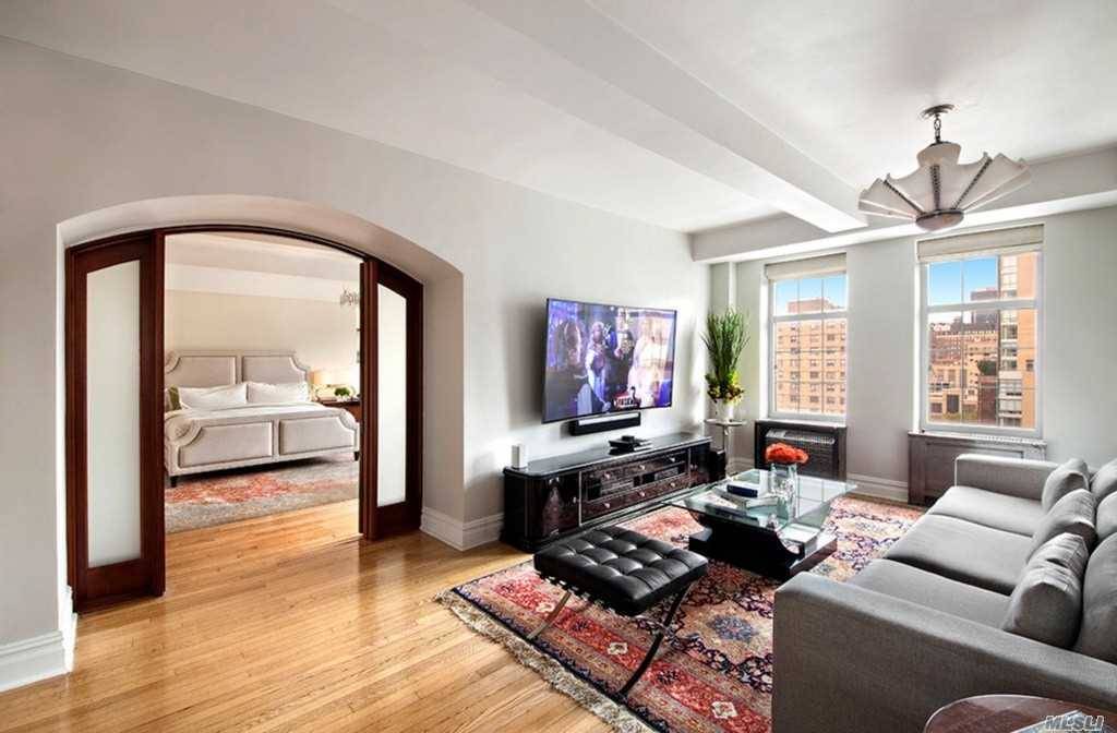 Ultra Luxury 3, 000 Sqft, 4 Bdrm, 4 Full Bath Coop Located In The Prestigious London Terrace Towers !