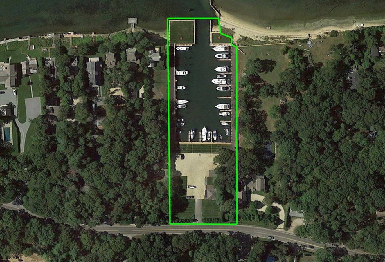Great investment of this well maintained marina with direct access into Three Mile Harbor.