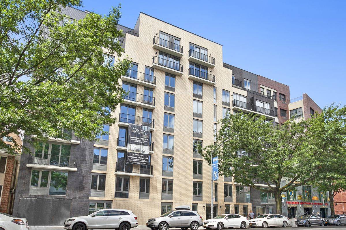 Brand New Luxury Doorman, Elevator, Gym Studio Apartment Rental Available In Condo Building Close To Kings Highway Train Stop WASHER DRYER IN UNIT!!