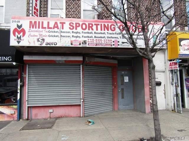 This Is A Rental Of A Clean, Vacant Space Suitable For Almost Anything Store, Spa, Hair Salon, Nail Salon, Small Restaurant, Etc.