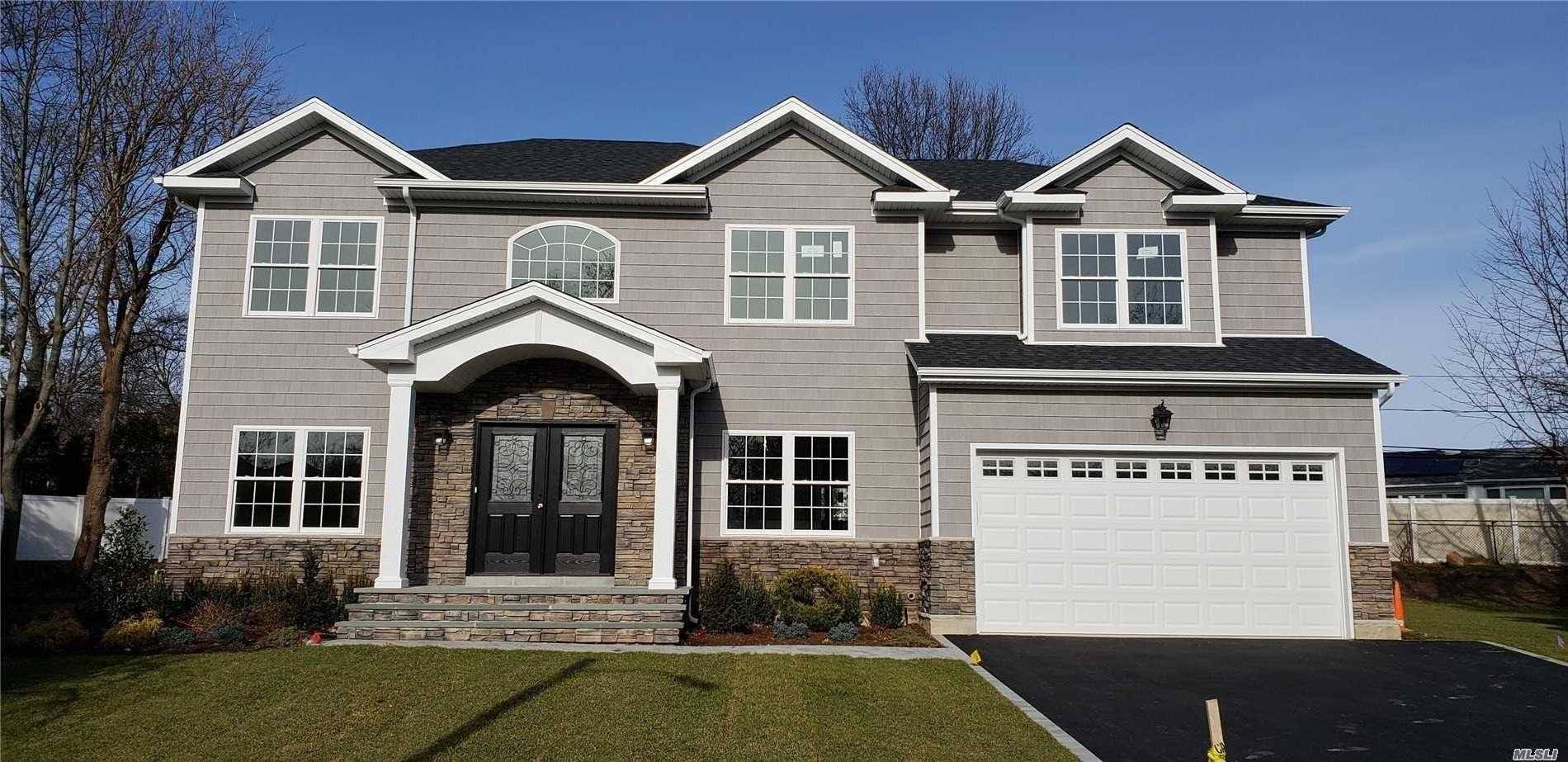 Move In Ready, Spectacular, New Construction In East Birchwood !