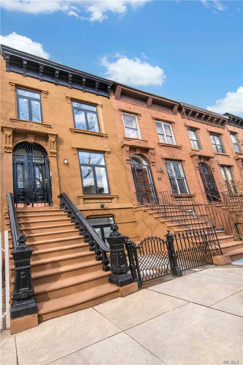 463 Quincy Is A Beautiful Newly Renovated Single Family Townhouse Located In The Heart Of Bedford Stuyvesant !