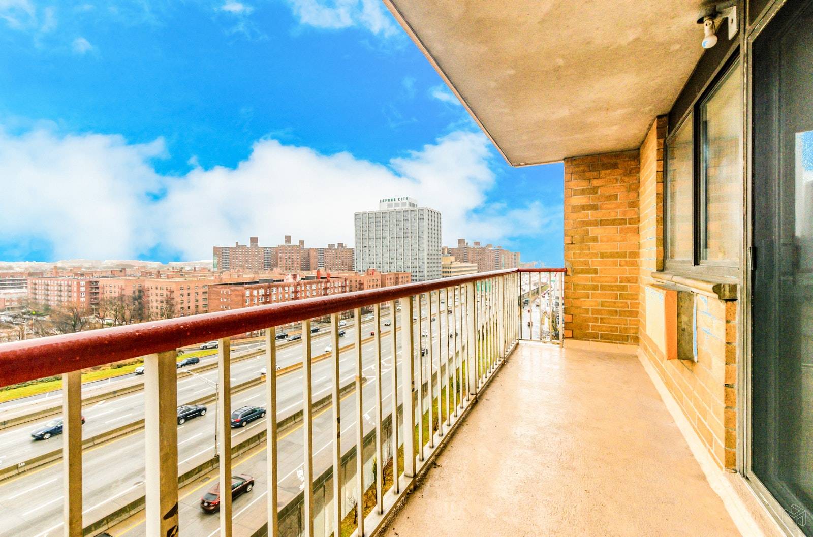 This stunning Two Bedroom Two Bathroom condo with 24 hour door person is located in Rego Park, just off of Northern Blvd.