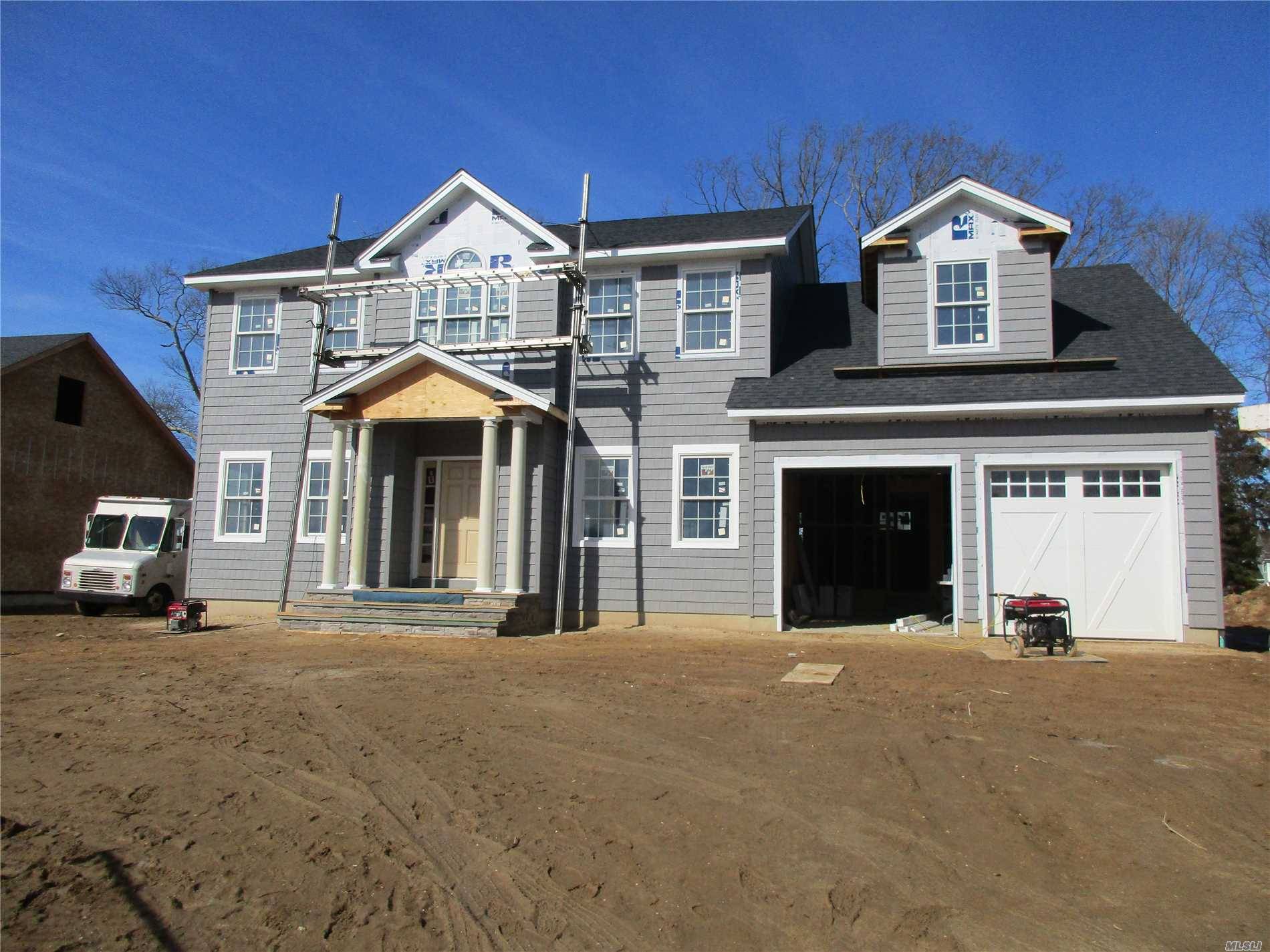 Beautiful New Construction In South Sayville !