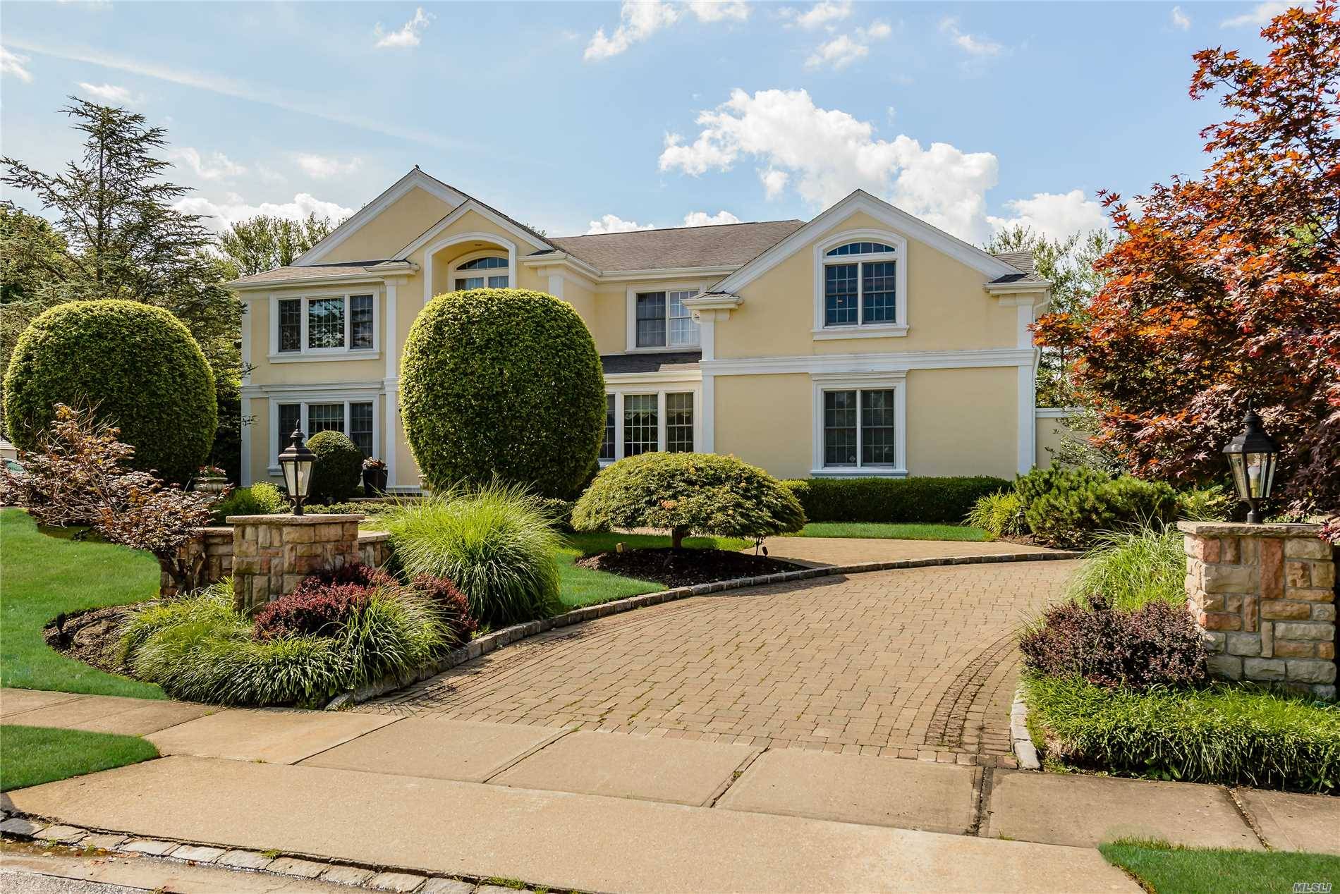 Rolling Hills Estate II. Stately Center Hall Colonial, Expansive Floor Plan With Exquisite Details And Craftsmanship.