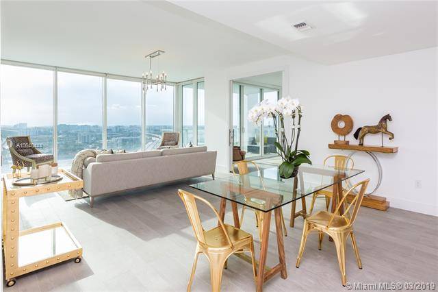 Fully remodeled unit with endless views upon entry in this 2 bed / 2