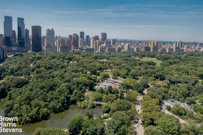 This rare, corner, one bedroom jewel, designed by Daniel Romualdez, sits high atop the 5 star Pierre Hotel, offering panoramic views of Central Park.