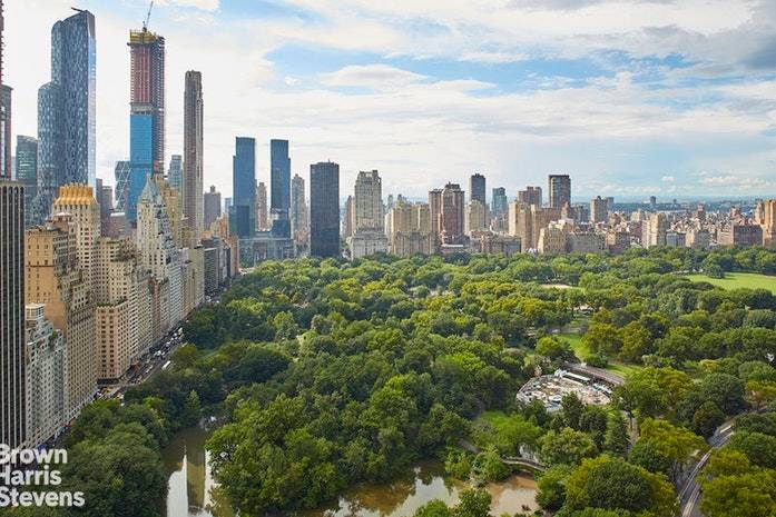 Spectacular Park amp ; City Views at The PierreUnique opportunity to capture nearly 50 feet of Central Park frontage by re combining two apartments on the 38th floor in The ...