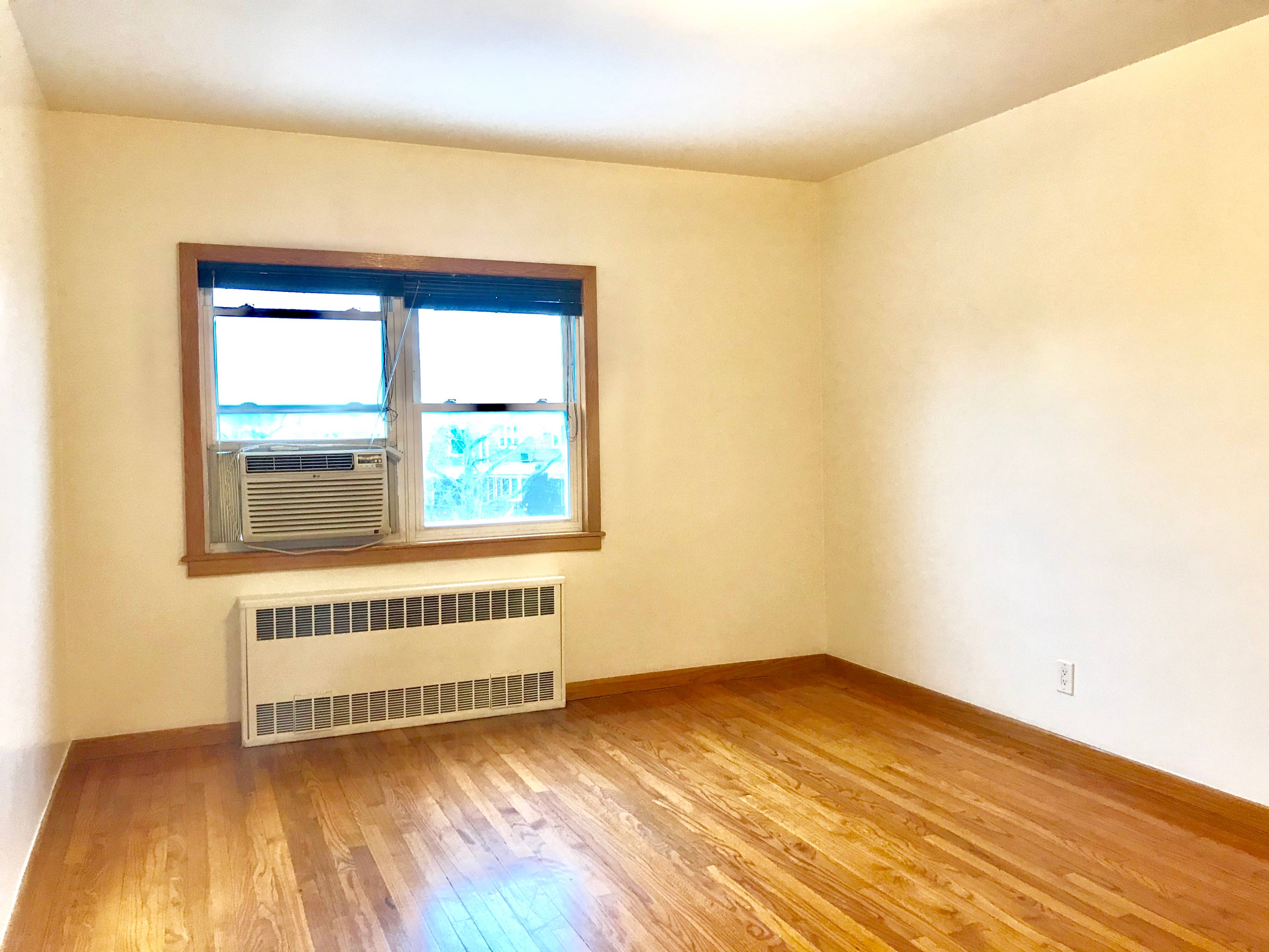 800 Square Foot One Bedroom Rental Apartment In Forest Hills / Rego Park Very Close To 67th Ave Train Stop