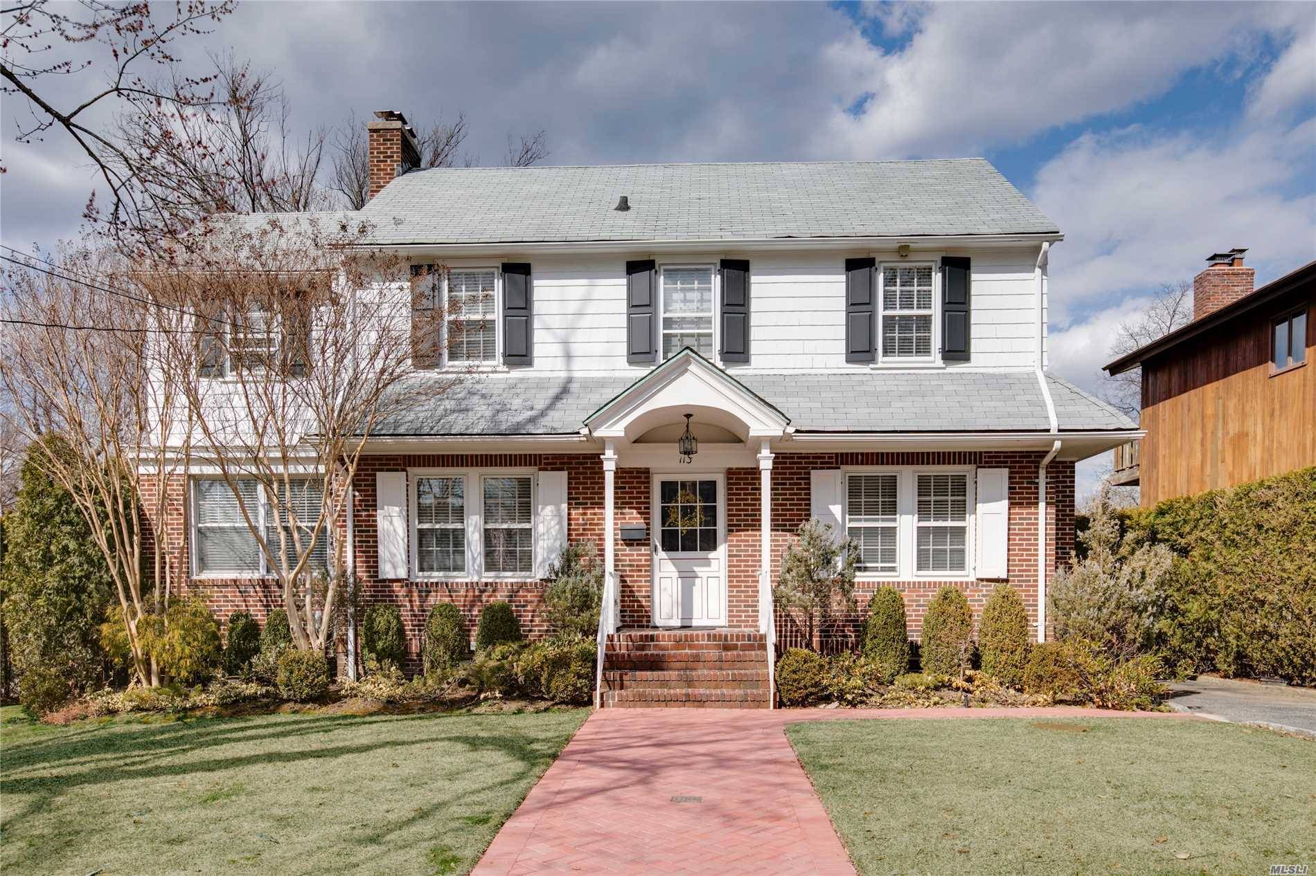 Gorgeous Renovated Center Hall Colonial In The Heart Of Douglaston.