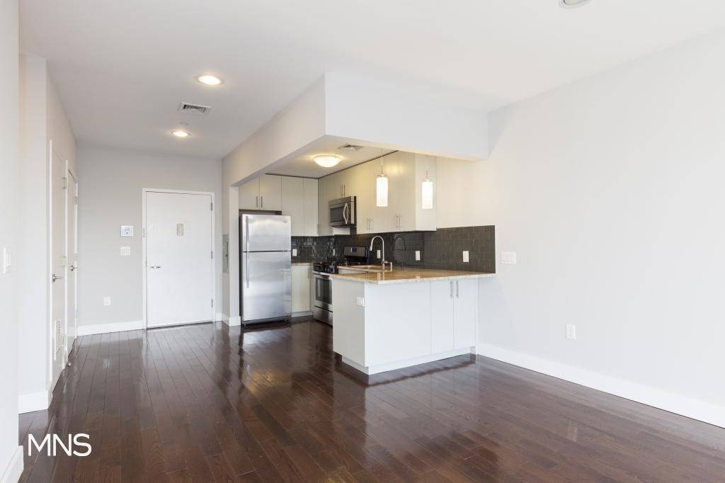 Beautiful 1 Bedroom with Phenomenal Terrace in Williamsburg456 Grand is ideally located near some of Williamsburg's best shopping, dining, and nightlife and within 2 subway stops from Manhattan.