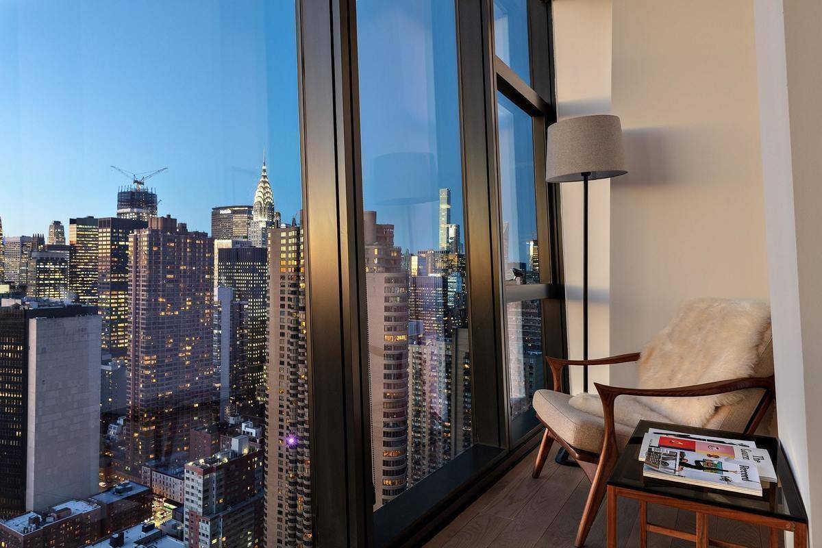 2 Bed / 2 Bath Corner Unit in Midtown East's New Luxury Highrise. No Fee
