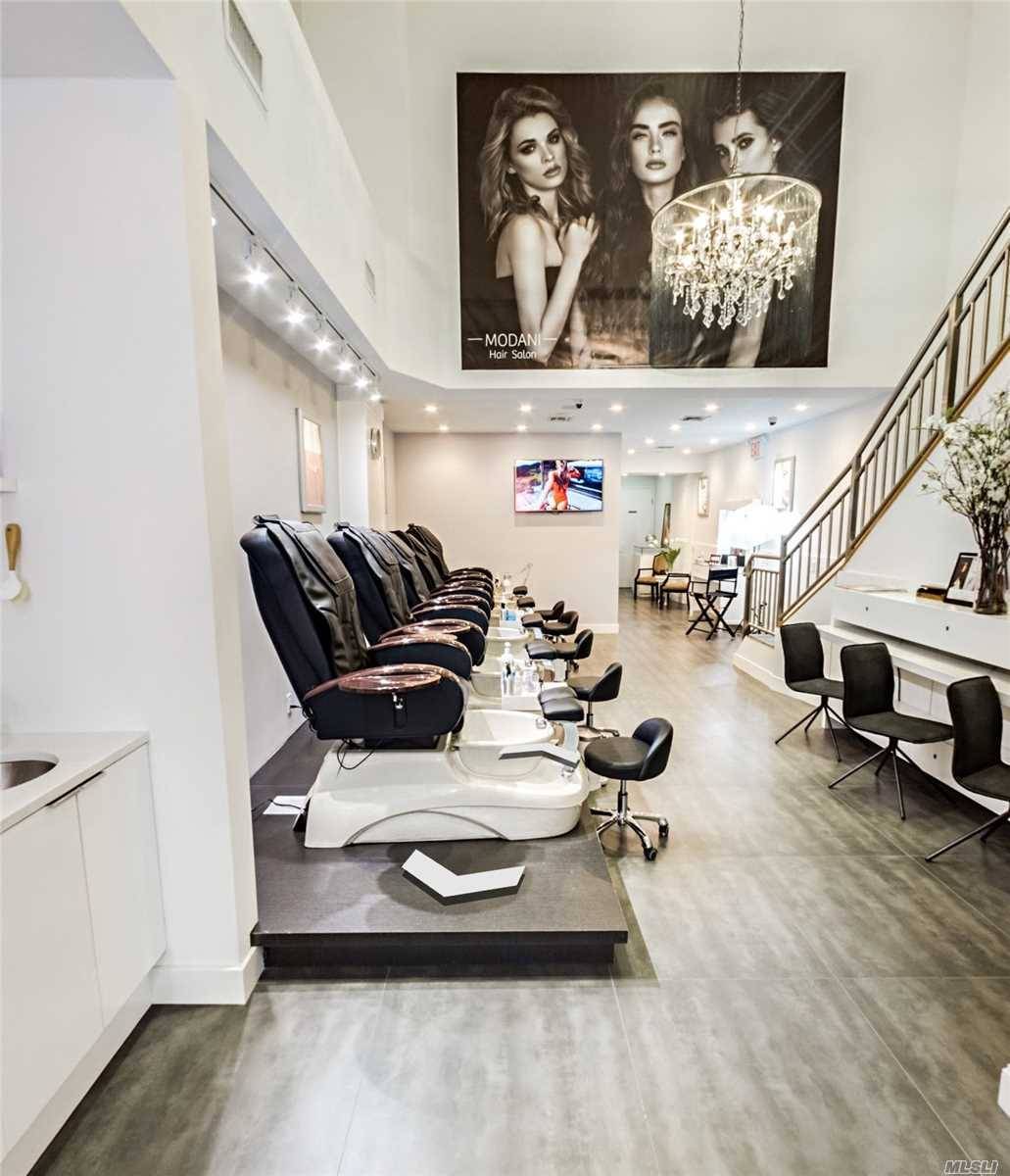 Upscale full service Spa and beautiful Salon located in very high traffic area, operated on 4000 SF with below market rent of 9000.