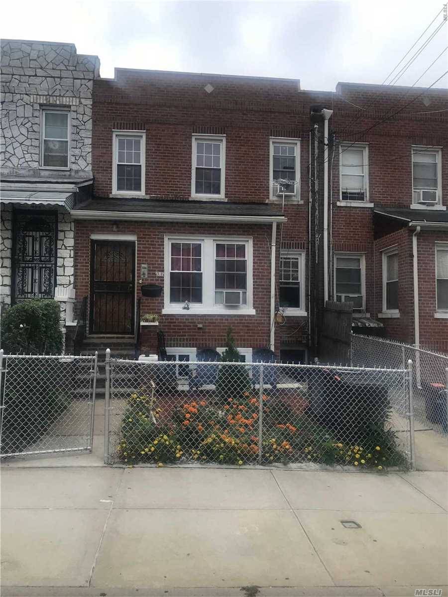 Fully Renovated Single Family Home In A Great Quite Block All Has Been Updated Gorgeous Large Custom Made Kitchen Granite Counter Top Ss Appliances Jacuzzi Huge Fully Finished Basement Plus ...