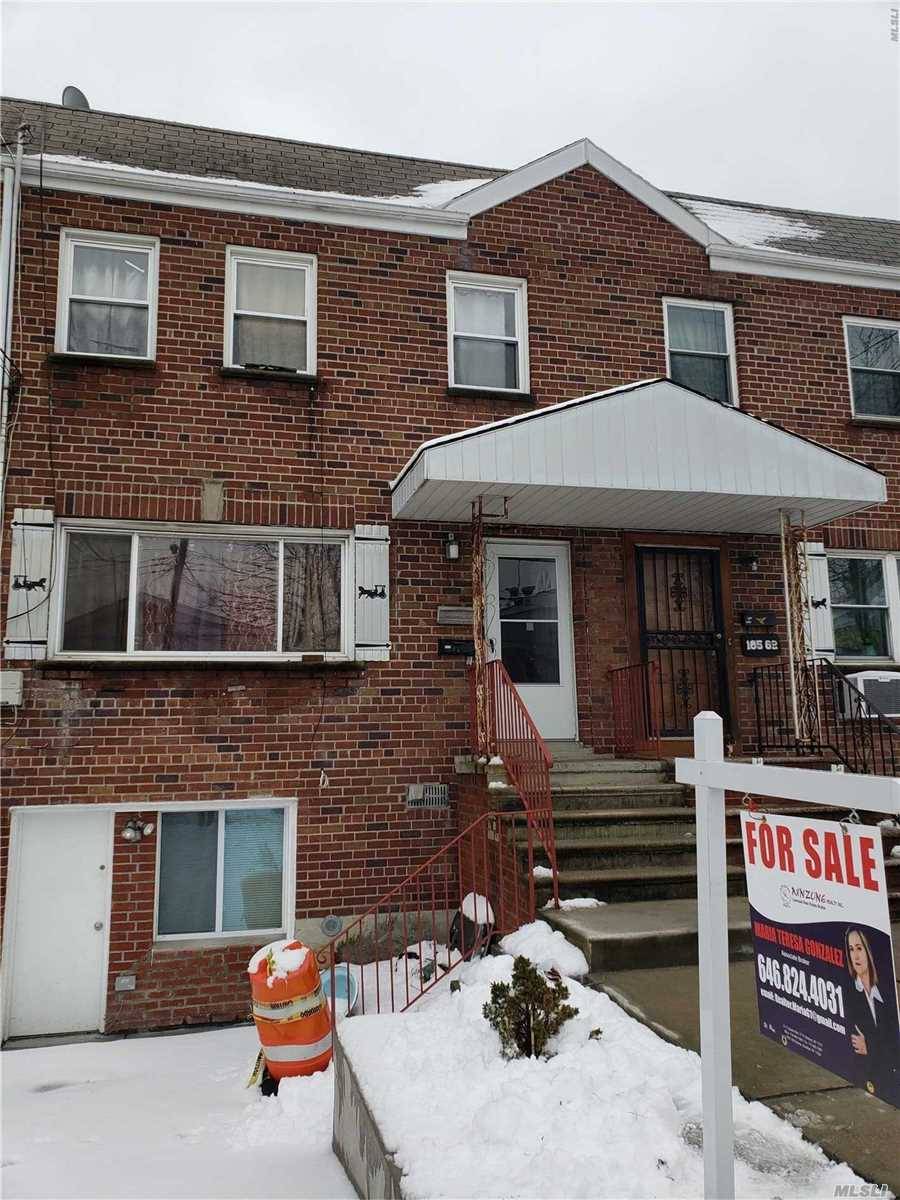Large brick townhouse with room to grow 3 floors 20X40 building R5 zoning.